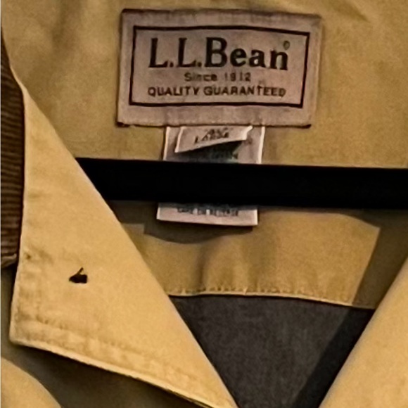 L. L. Bean Original Field Coat, men’s size large, saddle, brown corduroy collar. - Picture 6 of 12